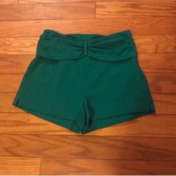 Zara Pants - ✨LAST CHANCE✨ Zara Trafaluc Shorts